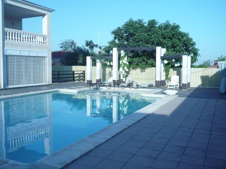 Chalet cu piscină în Pedralba (Valencia) – 6 dormitoare, 800 m² (foto 1)